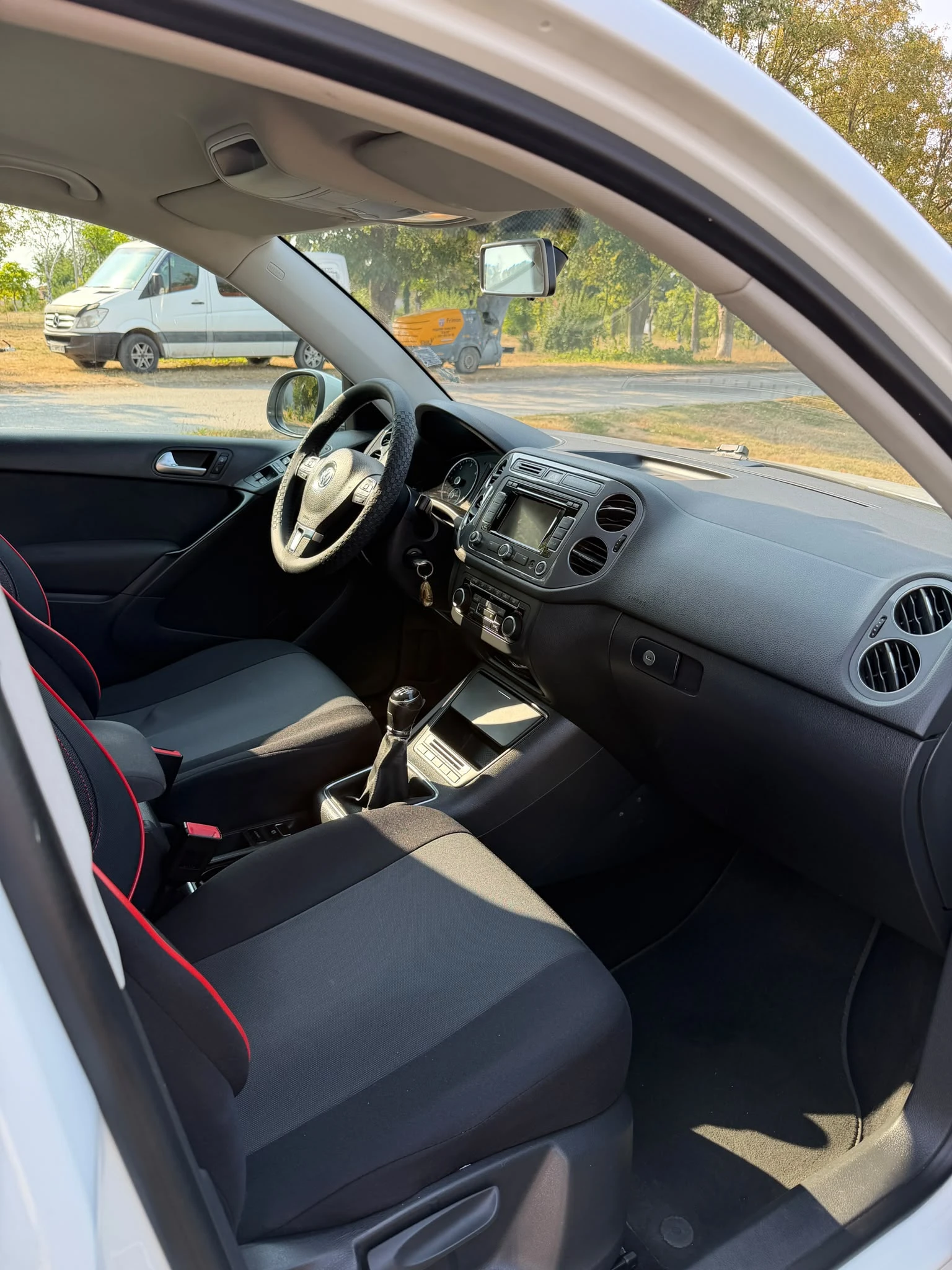 VW Tiguan Tiguan, снимка 5 - Автомобили и джипове - 56040197