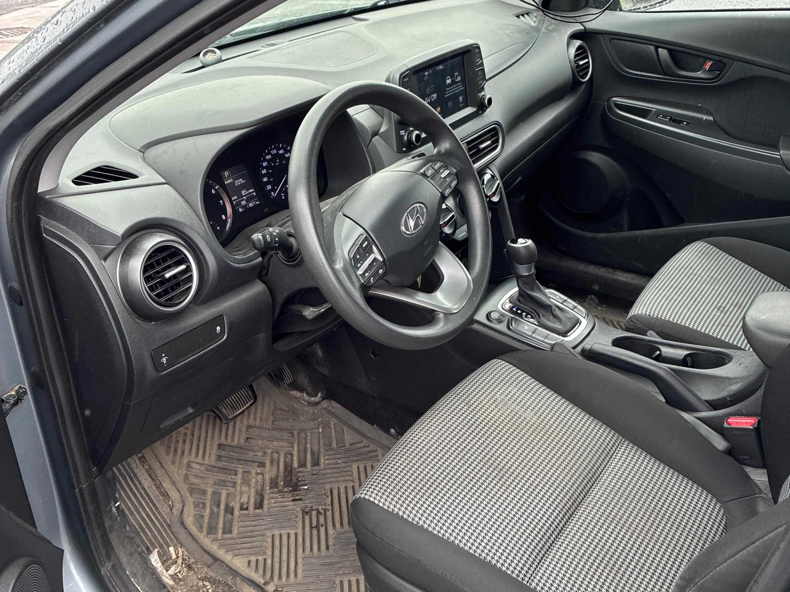 Hyundai Kona * Essential * CARFAX * БЕЗ ПЪРВОНАЧАЛНА ВНОСКА, снимка 5 - Автомобили и джипове - 56126021
