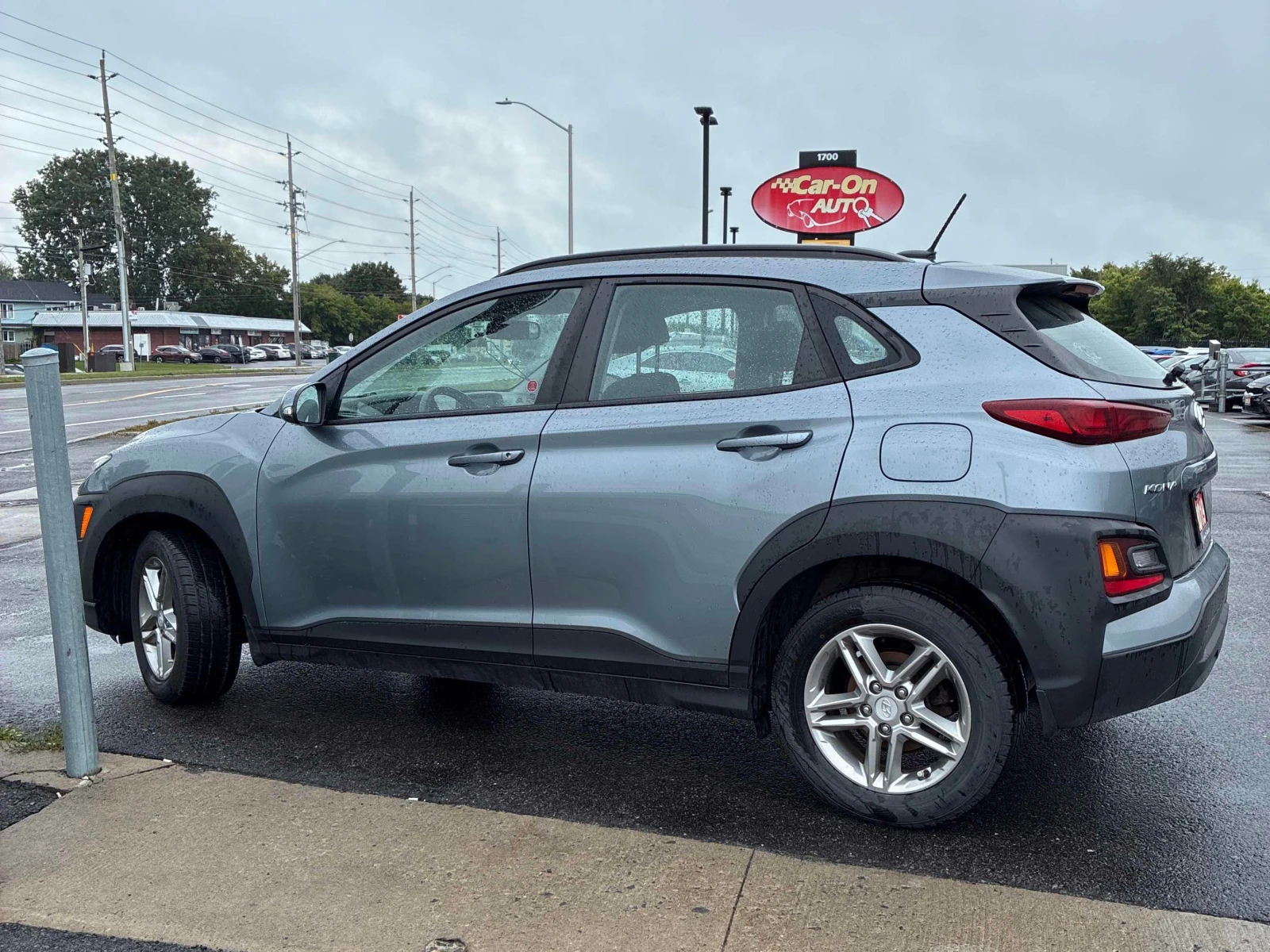 Hyundai Kona * Essential * CARFAX * БЕЗ ПЪРВОНАЧАЛНА ВНОСКА, снимка 2 - Автомобили и джипове - 56126021