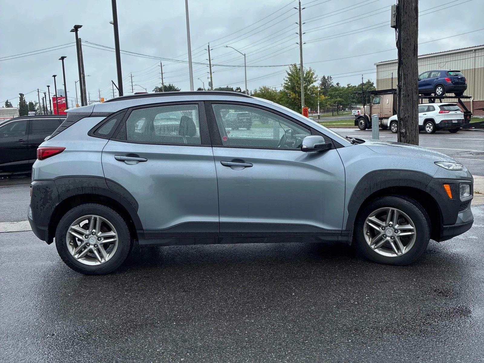 Hyundai Kona * Essential * CARFAX * БЕЗ ПЪРВОНАЧАЛНА ВНОСКА, снимка 3 - Автомобили и джипове - 56126021