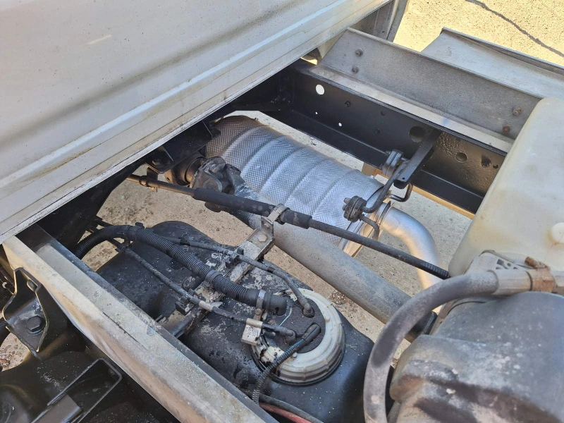 Iveco 35c15 ДО 3, 5т. САМОСВАЛ 126000 км НОВ ВНОС ШВЕЙЦАРИЯ, снимка 13 - Бусове и автобуси - 51825838