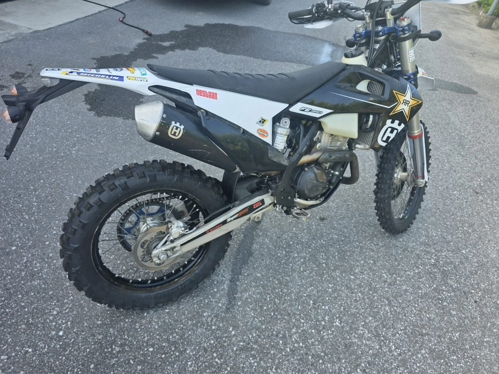 Husqvarna FE  350 2023 RockStar , снимка 3 - Мотоциклети и мототехника - 55826275