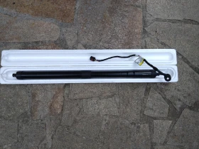 електрически амортисьор за врата на багажника VW TOUAREG, снимка 2