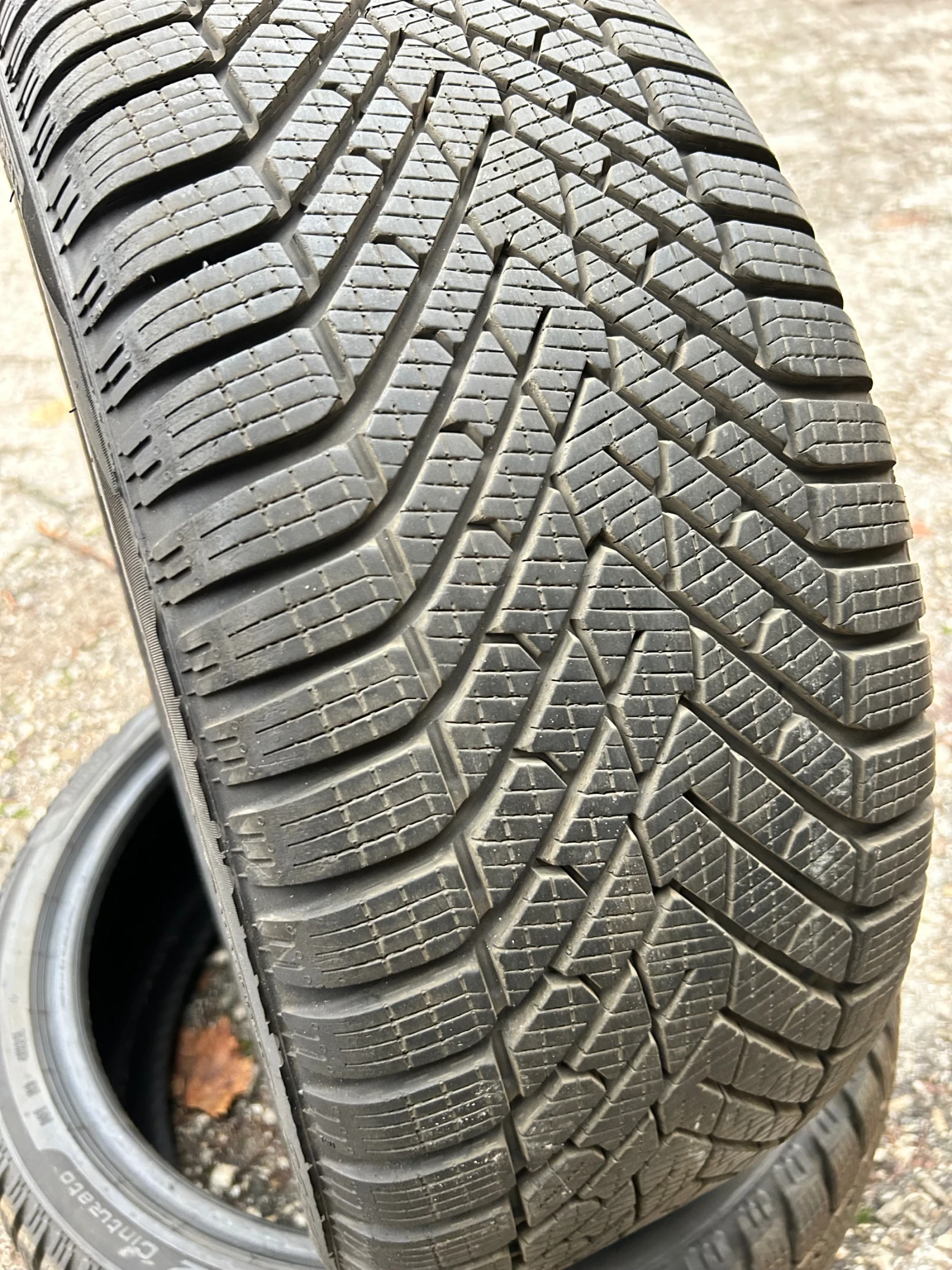  225/40R18 | Mobile.bg   1