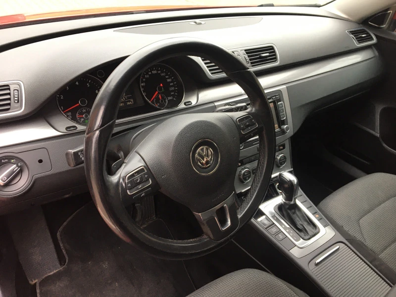 VW Passat Бартер, снимка 10 - Автомобили и джипове - 46950914