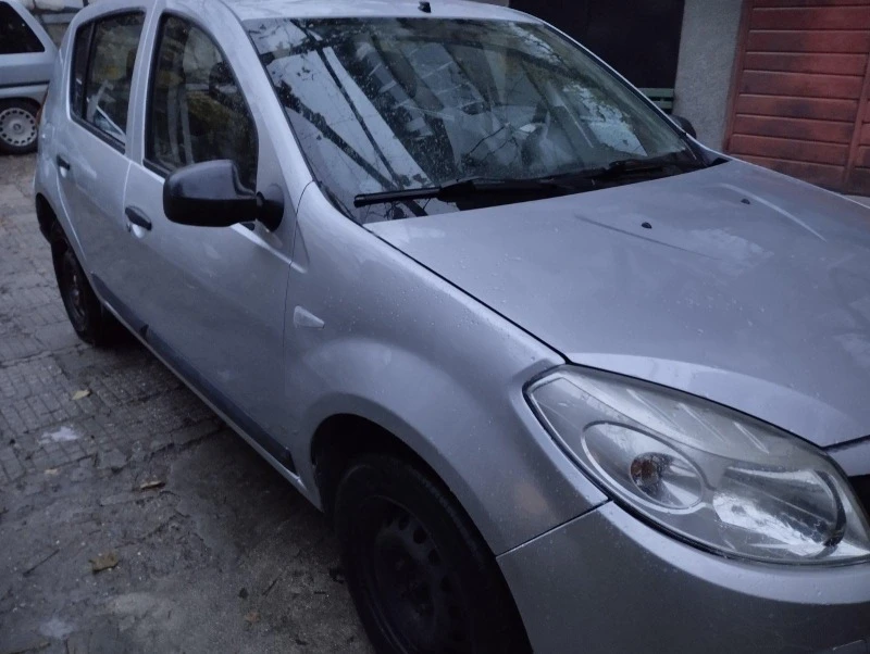 Dacia Sandero 1.2, снимка 2 - Автомобили и джипове - 46667552