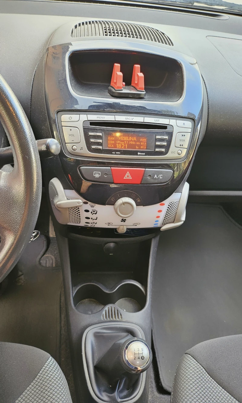 Toyota Aygo, снимка 9 - Автомобили и джипове - 49229137