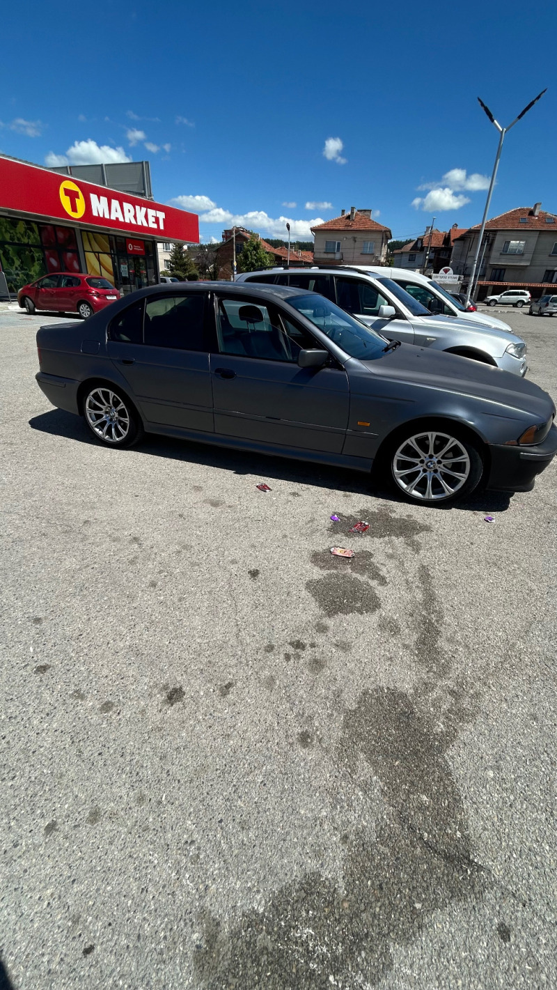 BMW 525, снимка 2 - Автомобили и джипове - 46342498