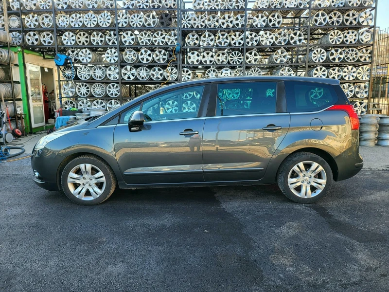 Peugeot 5008 1.6HDI NAVI, снимка 1 - Автомобили и джипове - 47061139