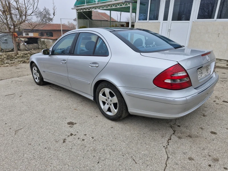 Mercedes-Benz E 270 CDI Avantgarde , снимка 6 - Автомобили и джипове - 48104466