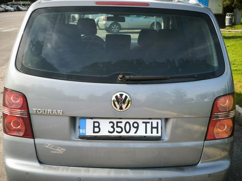 VW Touran, снимка 7 - Автомобили и джипове - 47694002