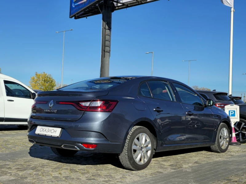 Renault Megane 1.3 TCe/ 140к.с., снимка 4 - Автомобили и джипове - 47892025