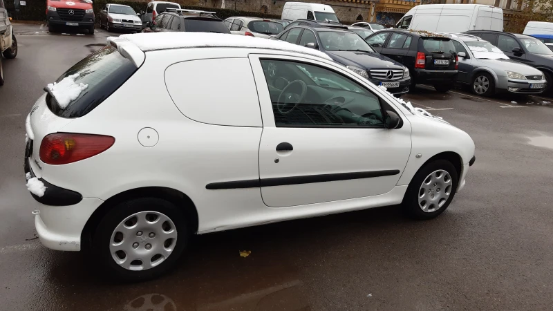 Peugeot 206 1.4 HDI, снимка 7 - Автомобили и джипове - 47953514