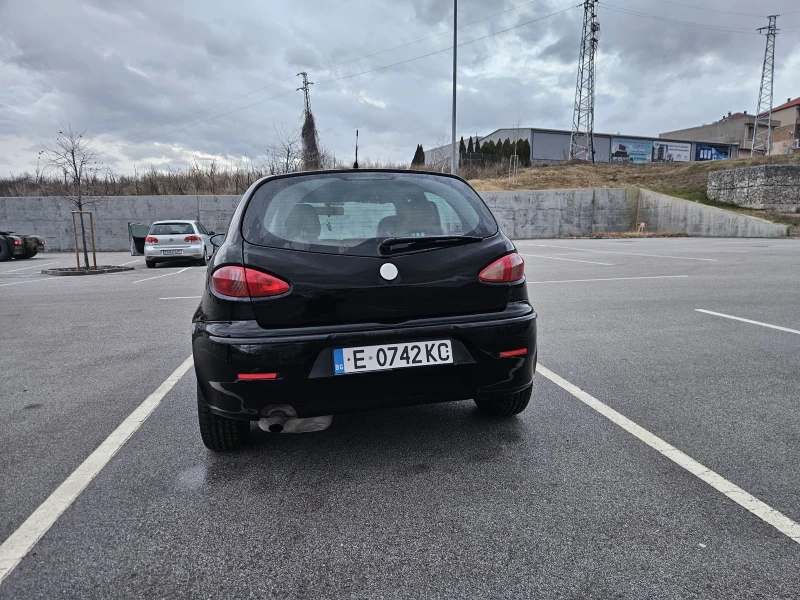 Alfa Romeo 147 1.9 JTD, снимка 5 - Автомобили и джипове - 48465500