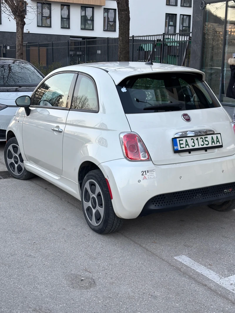 Fiat 500 E, снимка 4 - Автомобили и джипове - 48561741