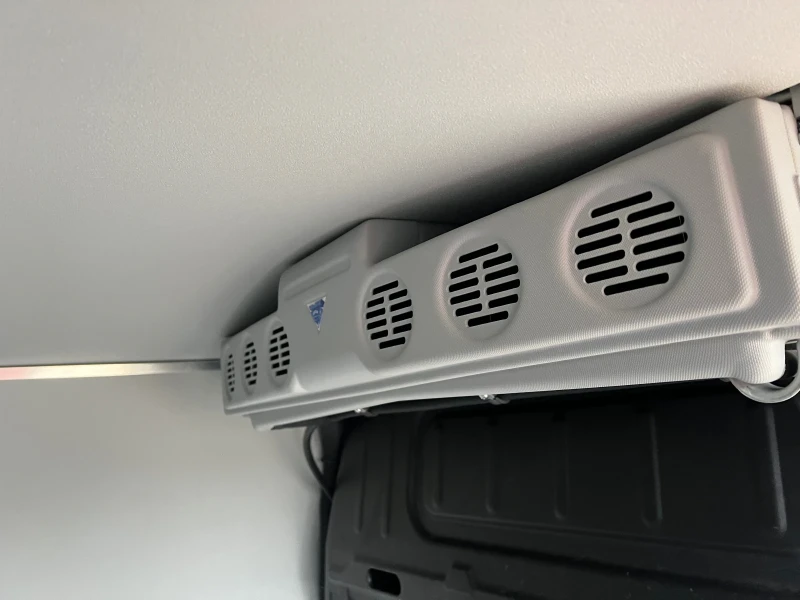 Opel Combo 1.5d-Хладилно, снимка 10 - Автомобили и джипове - 49877443