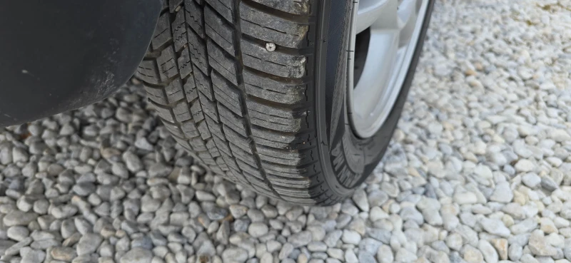 Mini D one 1.6D WIRELESS CAR PLAY/ANDROID AUTO/WAZE/AI, снимка 16 - Автомобили и джипове - 51468810