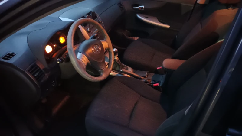 Toyota Corolla, снимка 5 - Автомобили и джипове - 52434305
