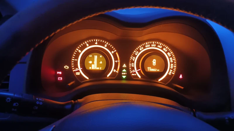 Toyota Corolla, снимка 6 - Автомобили и джипове - 52434305