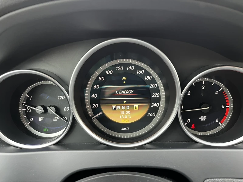 Mercedes-Benz C 200 2.2 cdi, снимка 11 - Автомобили и джипове - 52664832