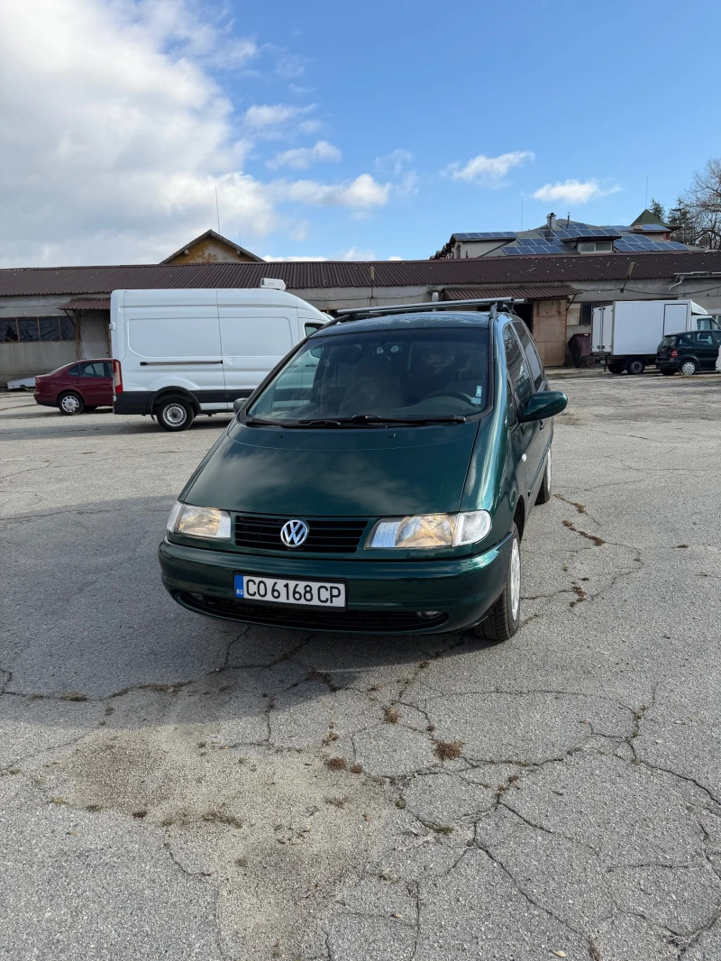 VW Sharan 1.9 TDI 110кс, снимка 2 - Автомобили и джипове - 52919217