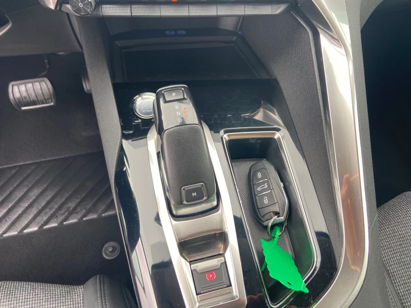 Peugeot 5008 7 места - Изключително запазен!, снимка 11 - Автомобили и джипове - 53519723