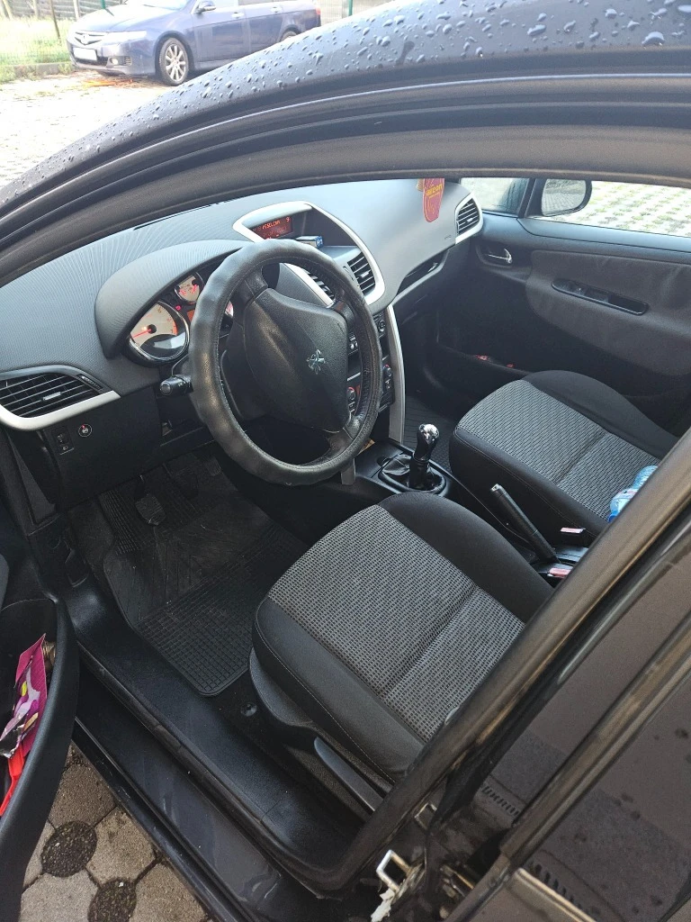 Peugeot 207 1.4 - изображение 3