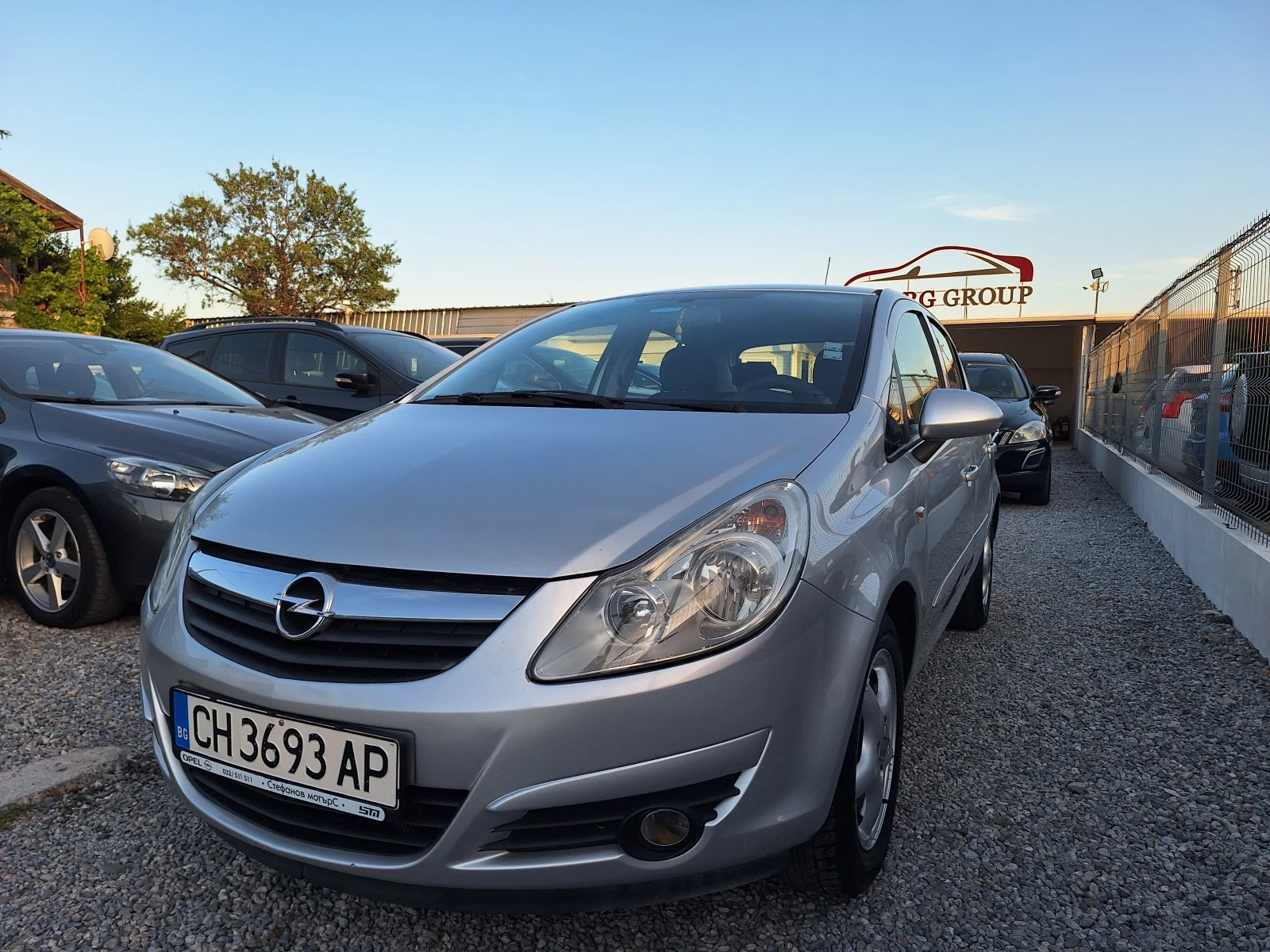 Opel Corsa 1.4 GPL напално обслужен  - [1] 