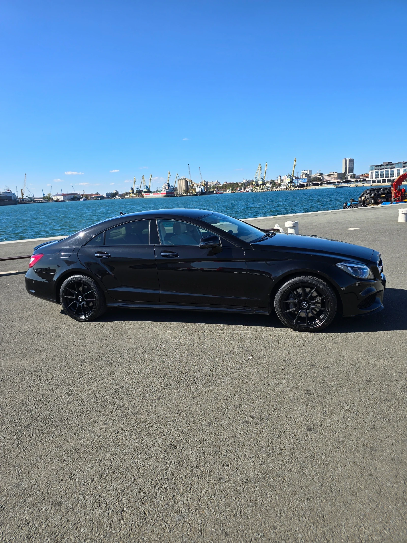 Mercedes-Benz CLS 350 4 MATIC, AMG, 2017, ПРУЖИНИ! - изображение 3