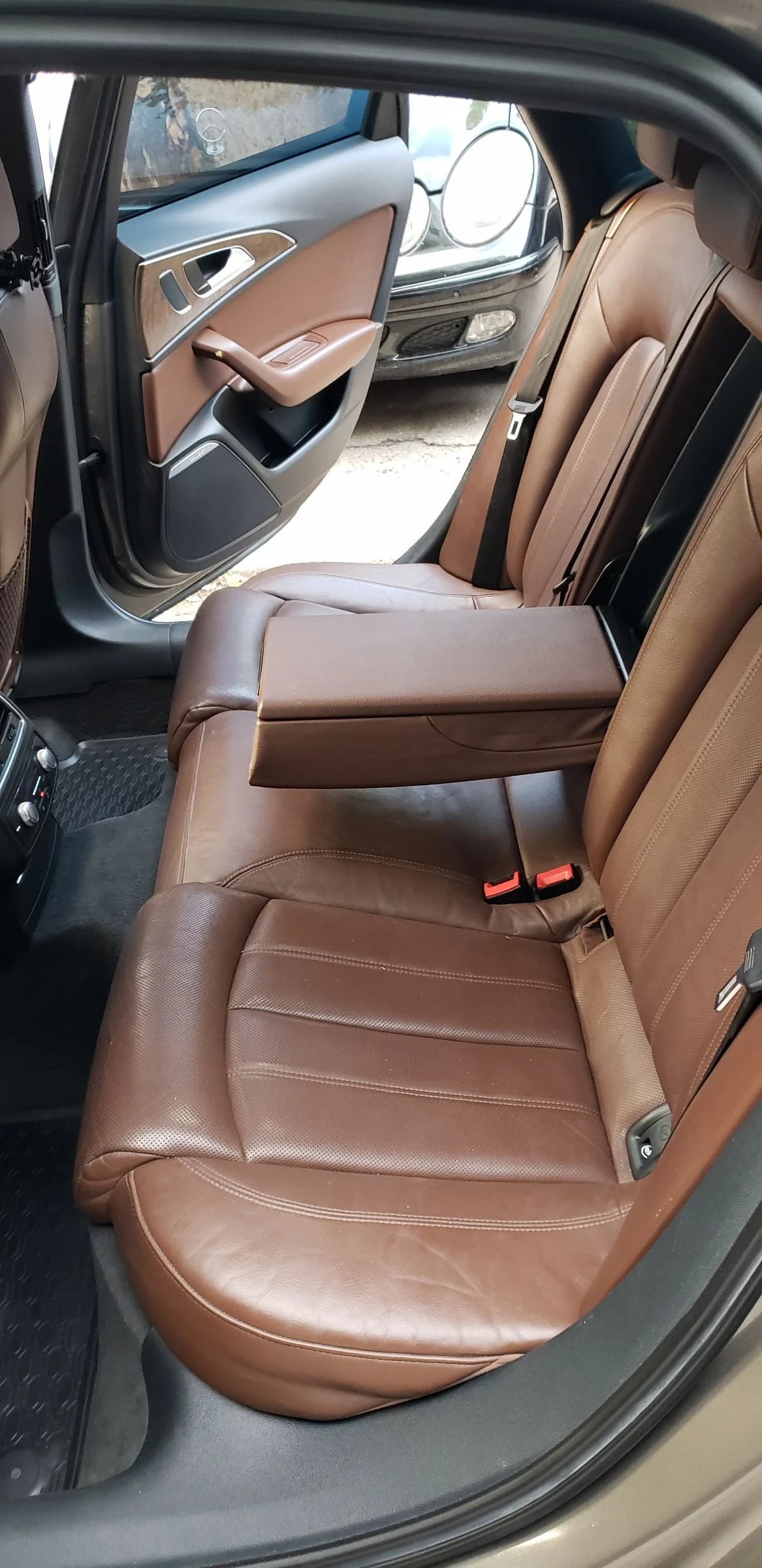 Audi A6 A6C7 - изображение 8