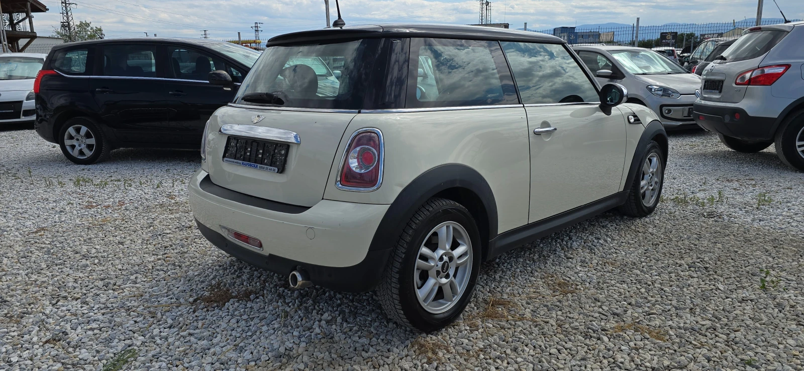 Mini D one 1.6D WIRELESS CAR PLAY/ANDROID AUTO/WAZE/AI - изображение 5