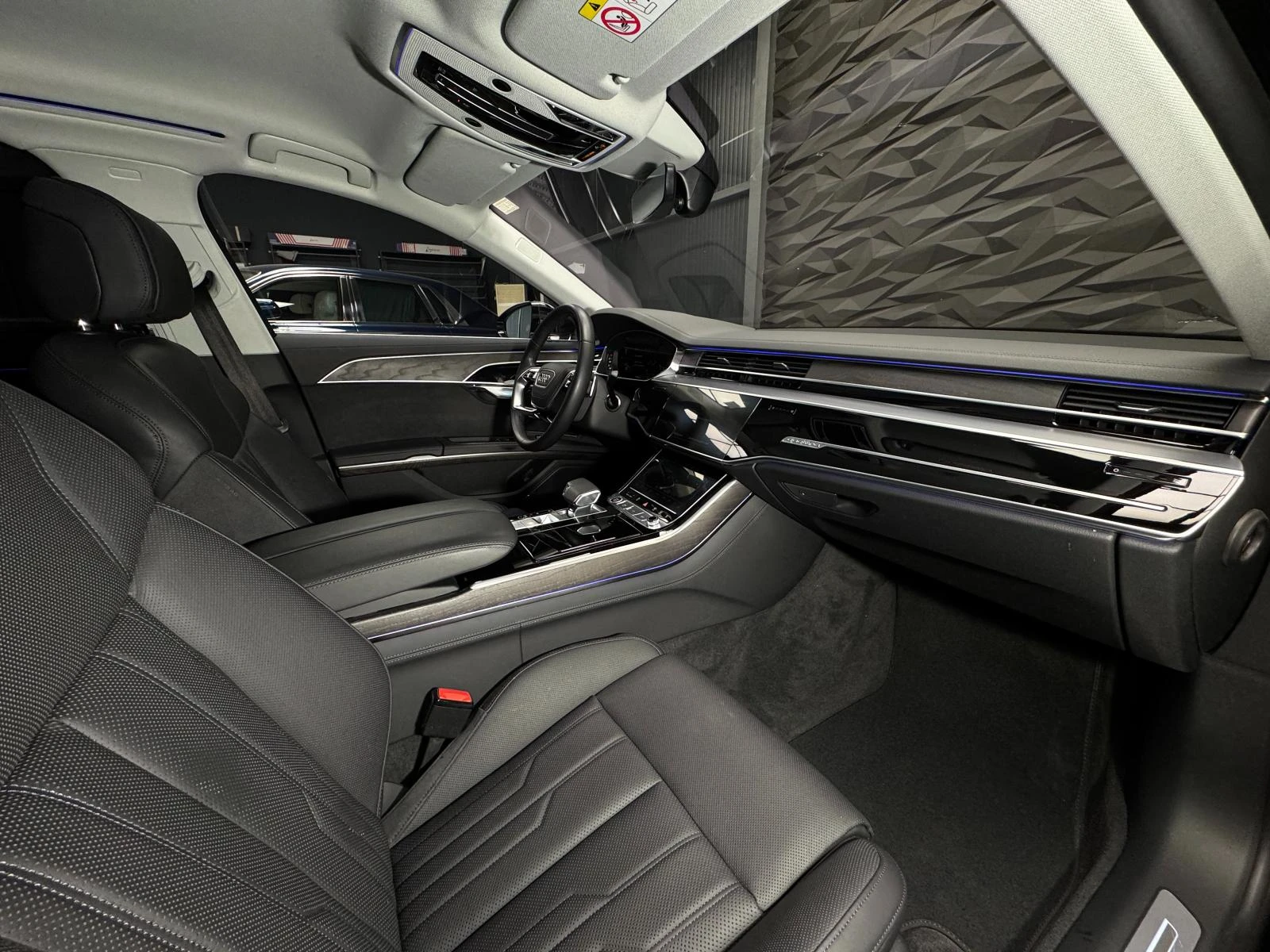 Audi A8 50 TDI Quattro* B&O* 360 - изображение 10