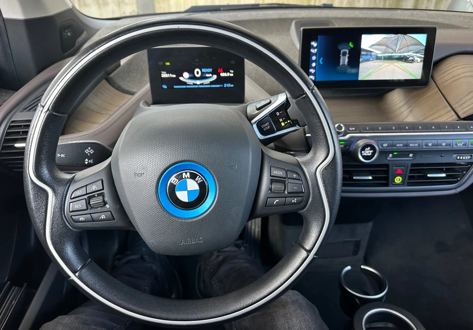 BMW i3 ГАРАНЦИЯ* ПАНОРАМА* ДИСТРОНИК* КОЖА* ПОДГРЕВ* HARM - изображение 6
