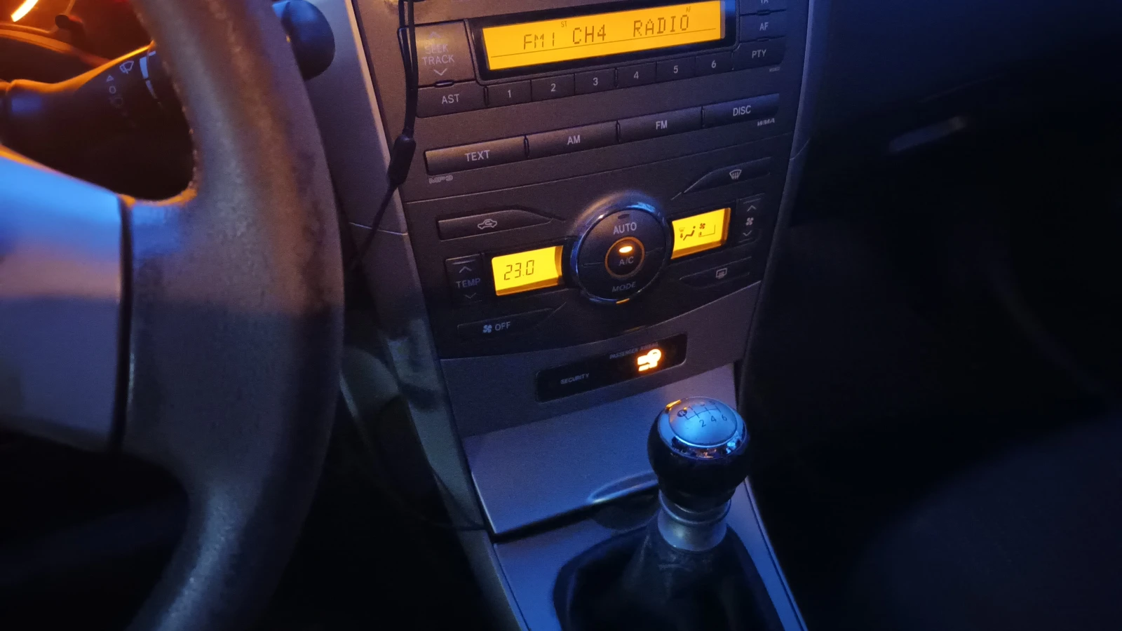 Toyota Corolla  - изображение 8