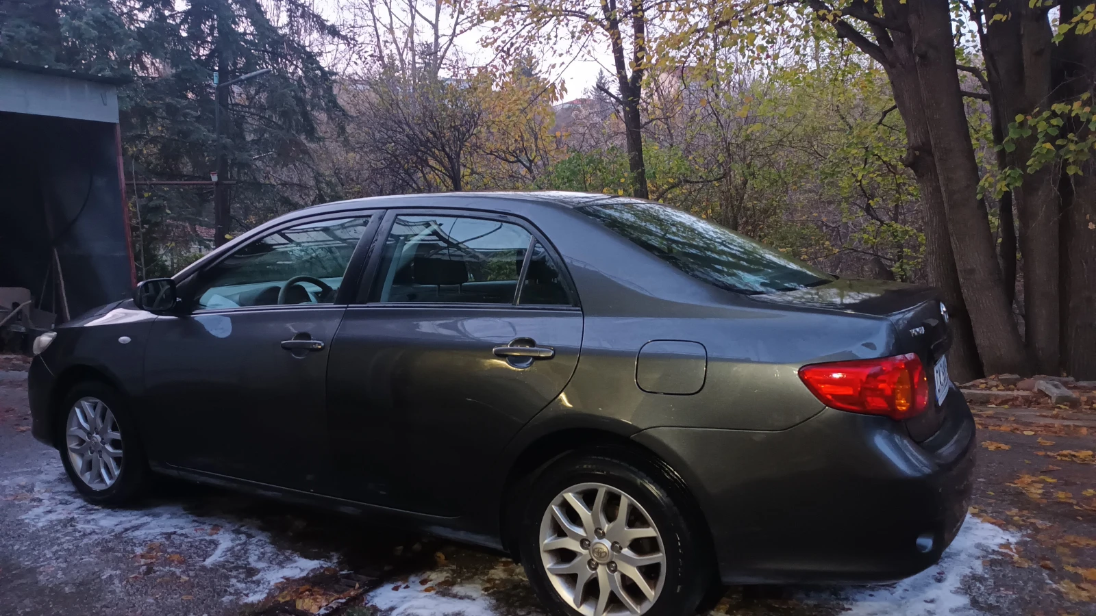 Toyota Corolla  - изображение 2