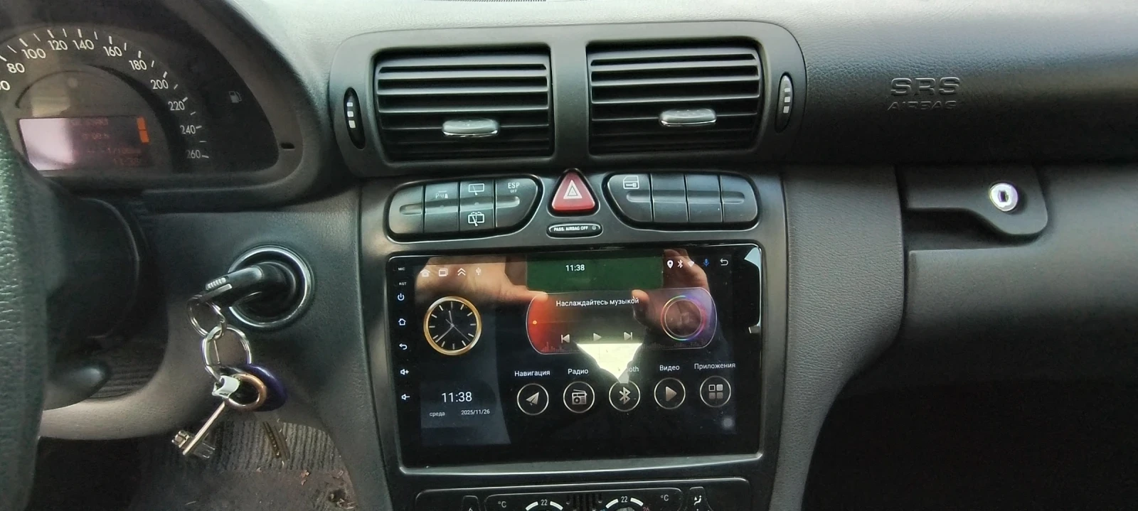 Mercedes-Benz C 220  - изображение 9