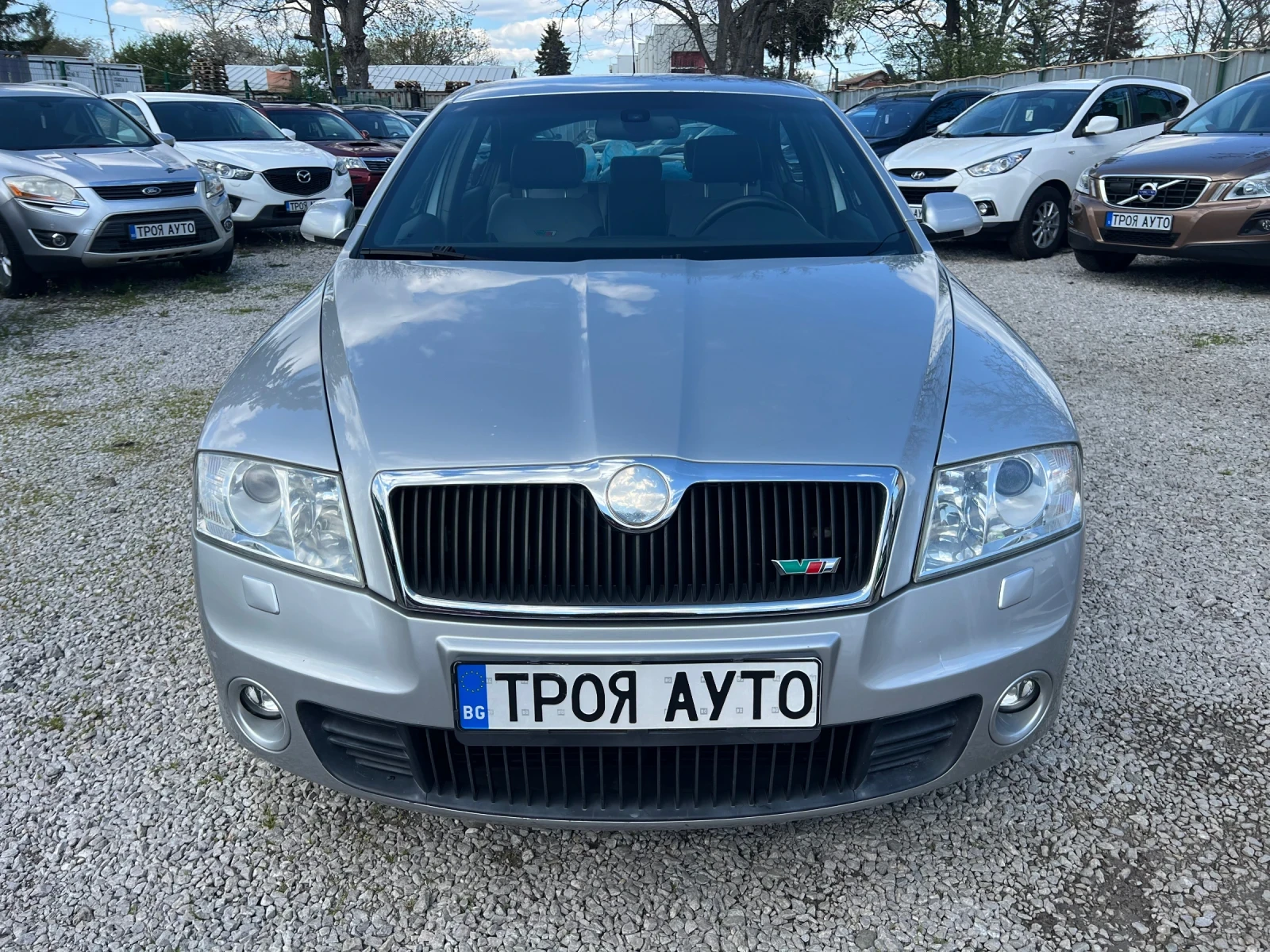 Skoda Octavia VRS 2.0TDI* ШВЕЙЦАРИЯ* КОЖА* КСЕНОН* , снимка 2 - Автомобили и джипове - 54501750