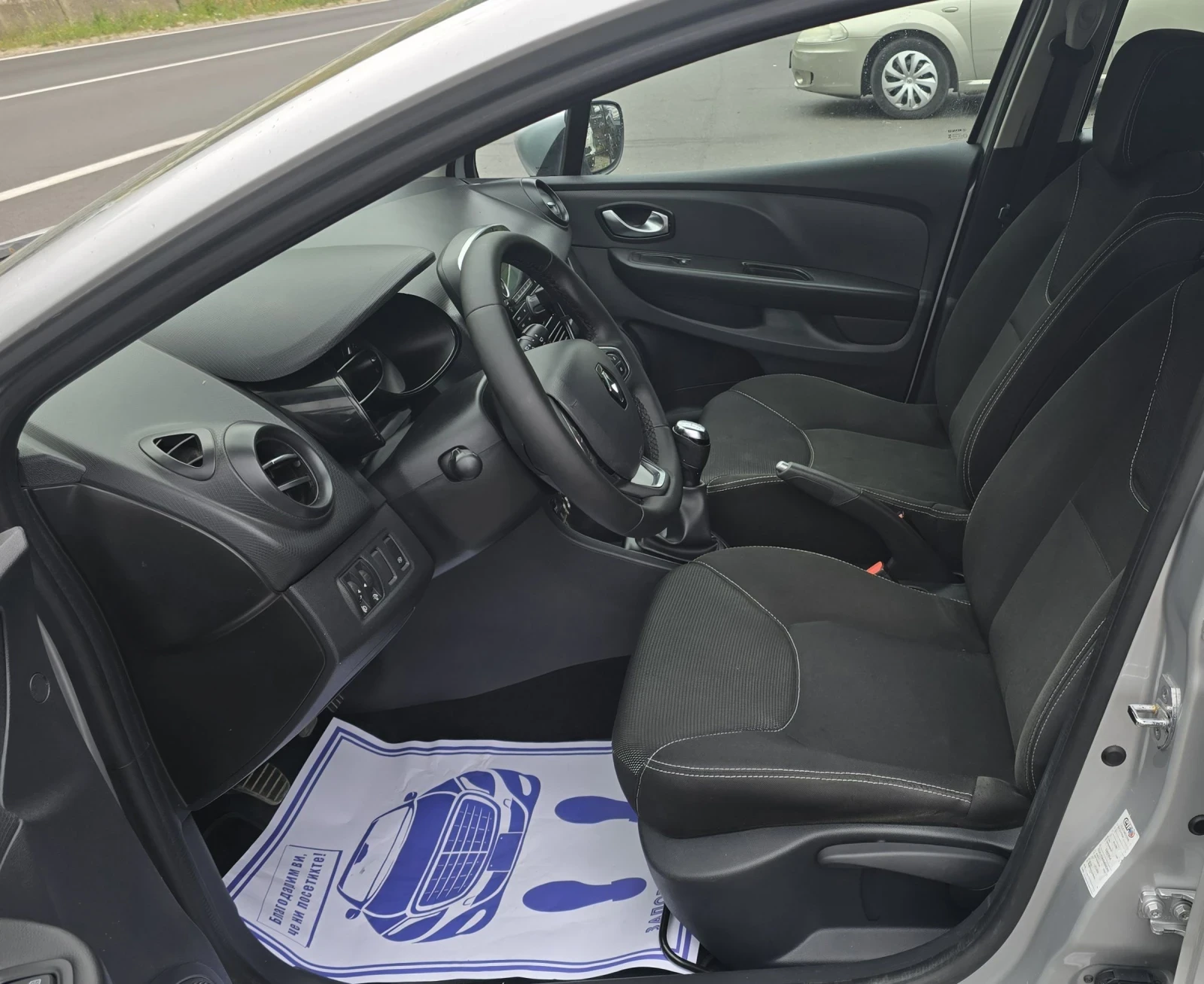 Renault Clio 1.5 DCI, снимка 13 - Автомобили и джипове - 54948309