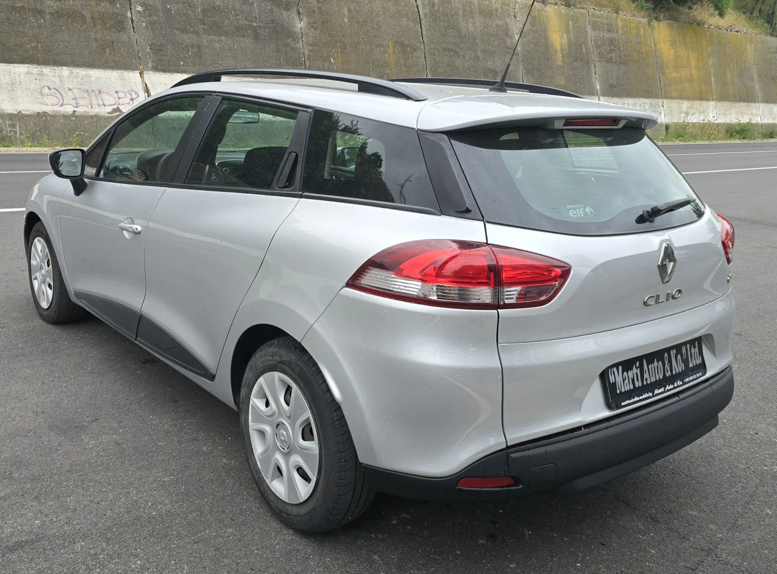Renault Clio 1.5 DCI, снимка 6 - Автомобили и джипове - 54948309