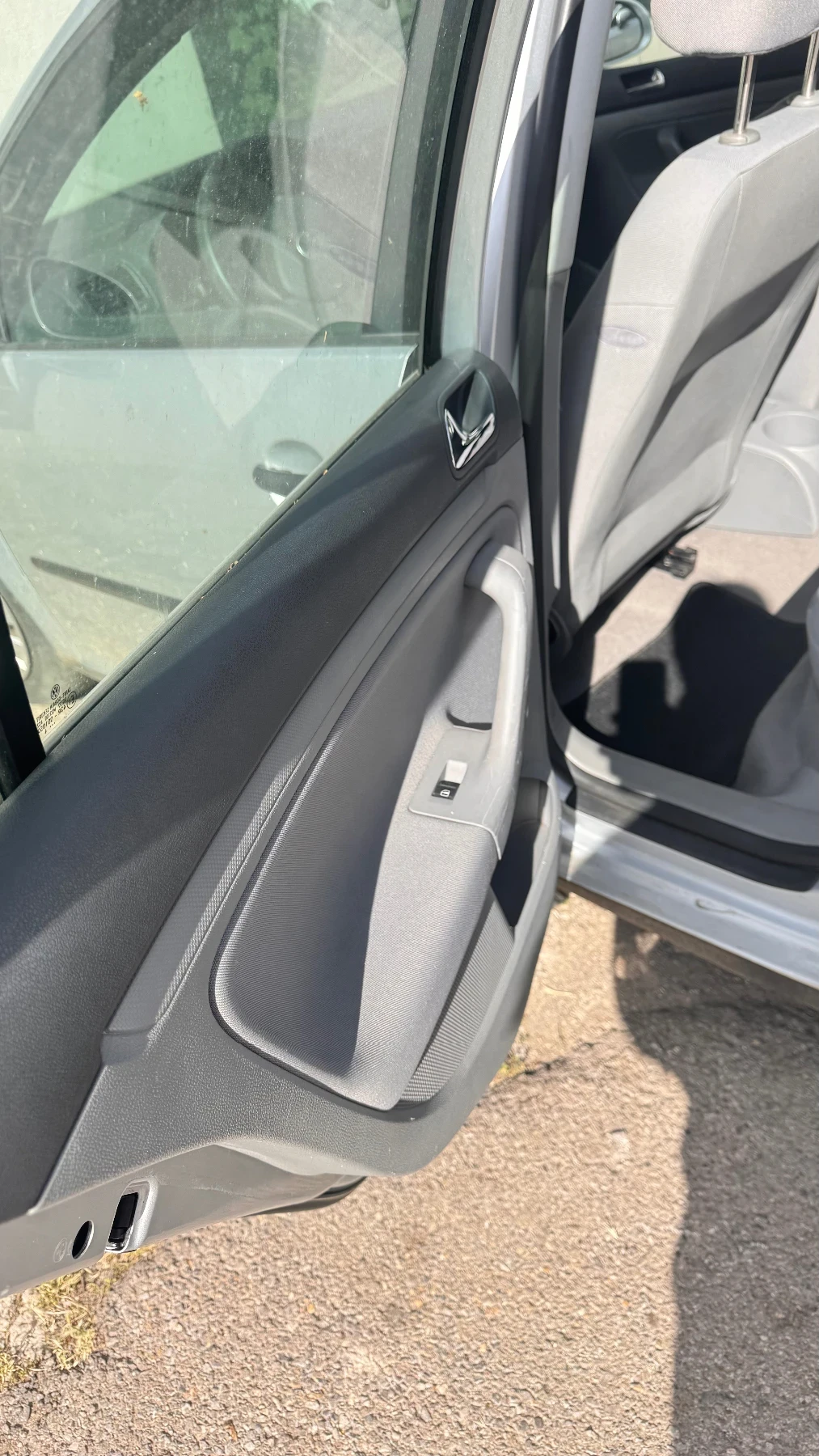 VW Golf 1.6, снимка 7 - Автомобили и джипове - 54953487