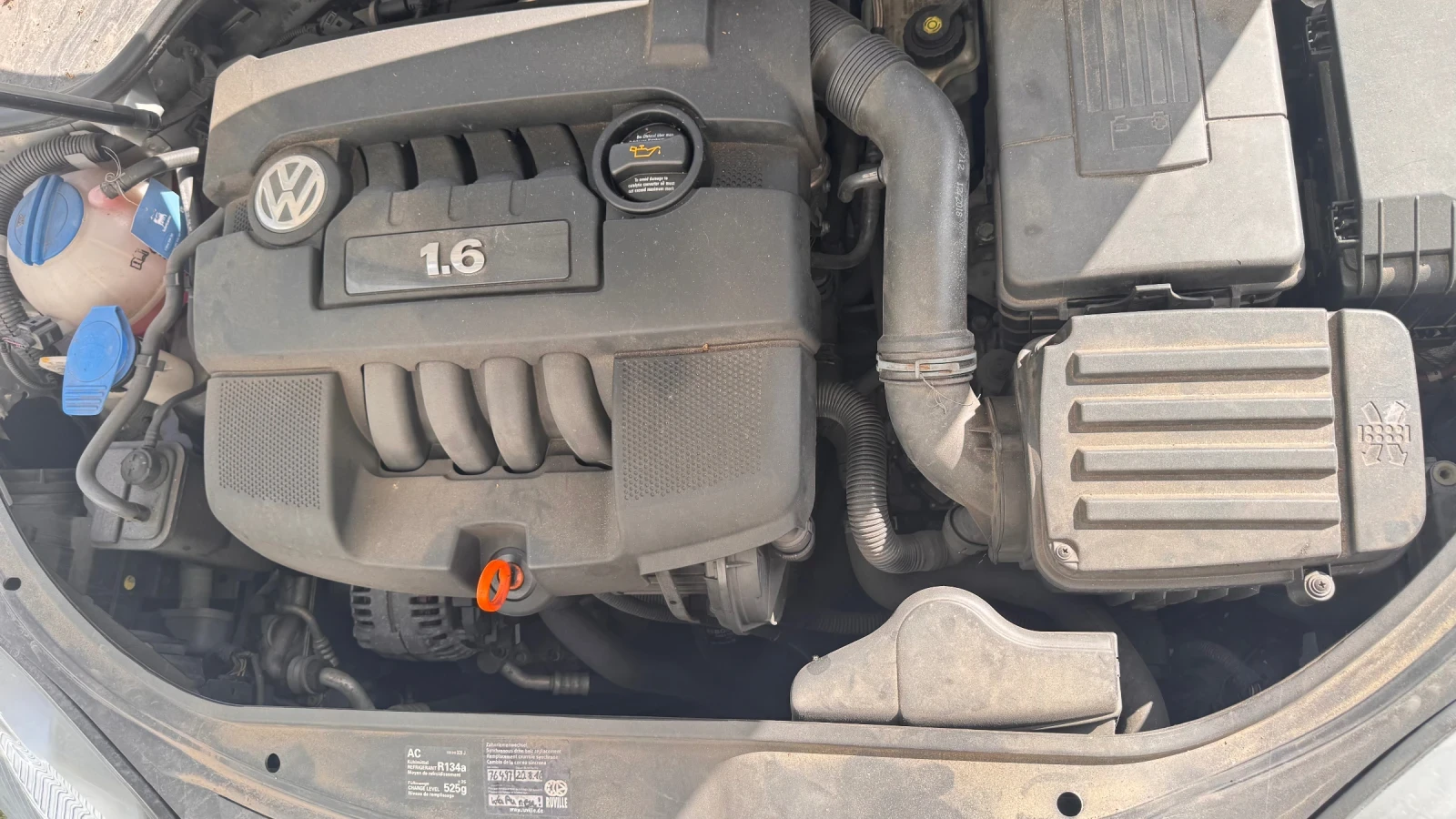 VW Golf 1.6, снимка 12 - Автомобили и джипове - 54953487