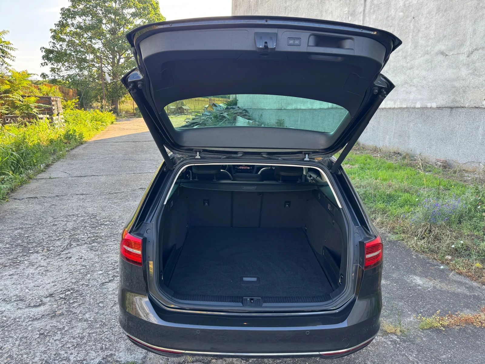 VW Passat 2.0TDI HIGHLINE VIRTUAL PANORAMA, снимка 8 - Автомобили и джипове - 55008124