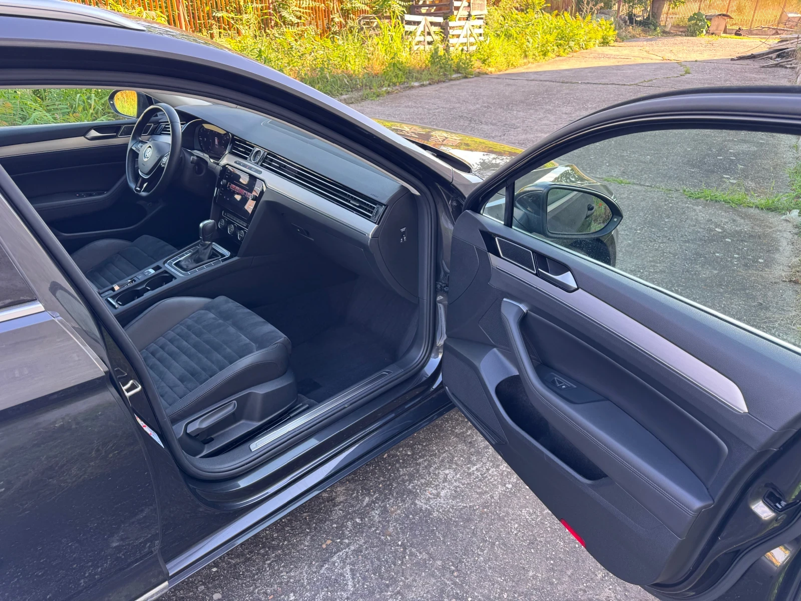 VW Passat 2.0TDI HIGHLINE VIRTUAL PANORAMA, снимка 10 - Автомобили и джипове - 55008124
