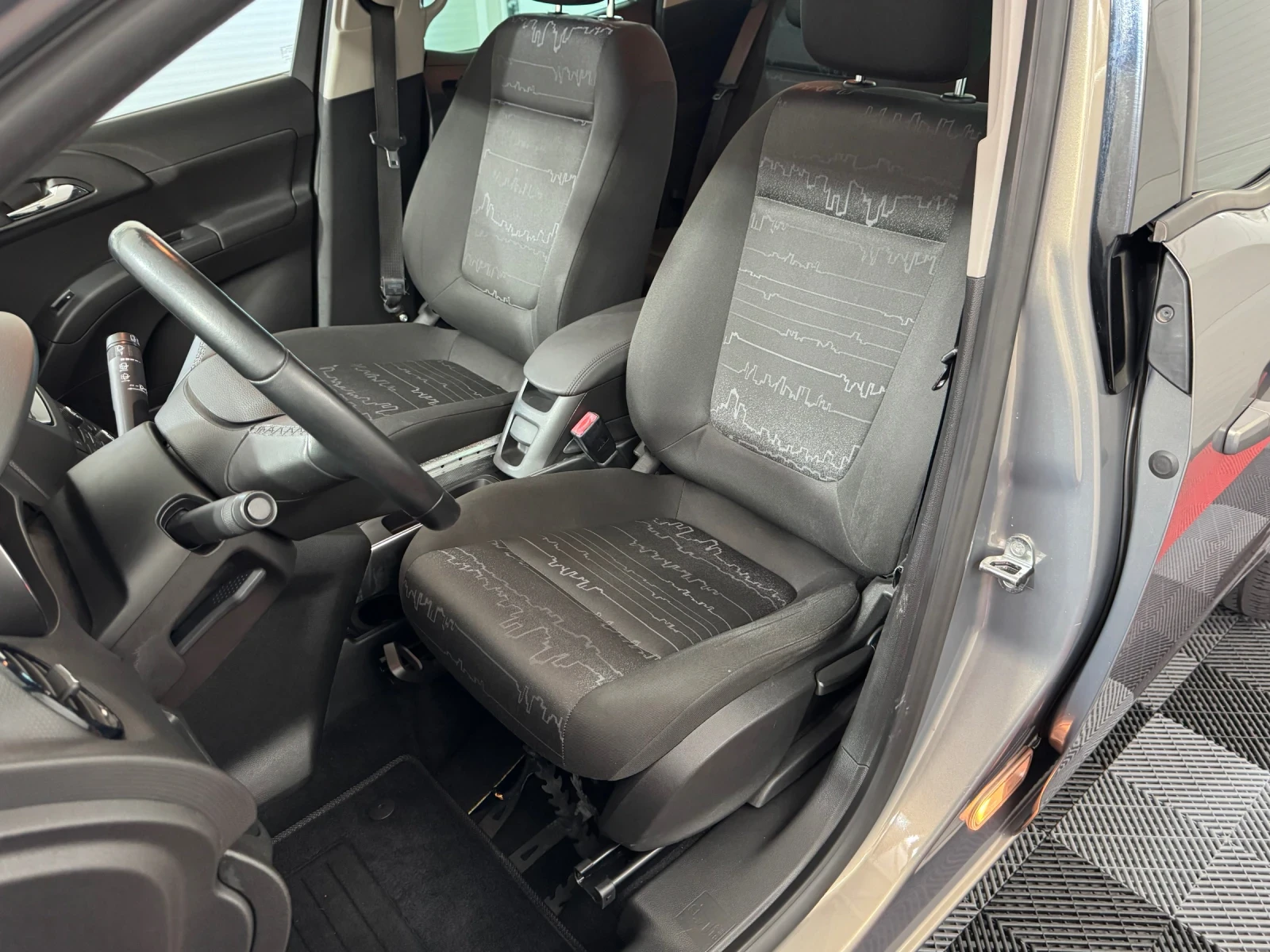 Opel Meriva 1.4 i | ЗАГОВДСКА ГАЗ, снимка 15 - Автомобили и джипове - 55568958