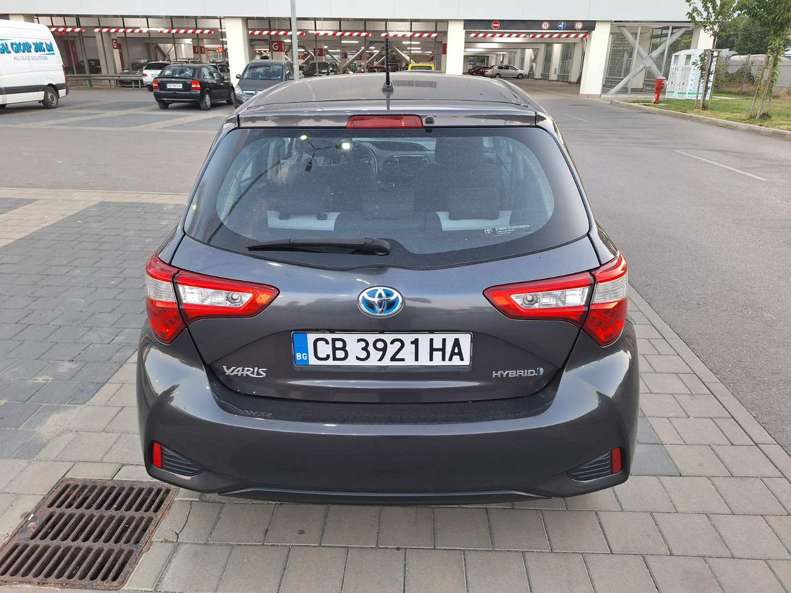 Toyota Yaris, снимка 3 - Автомобили и джипове - 55708667