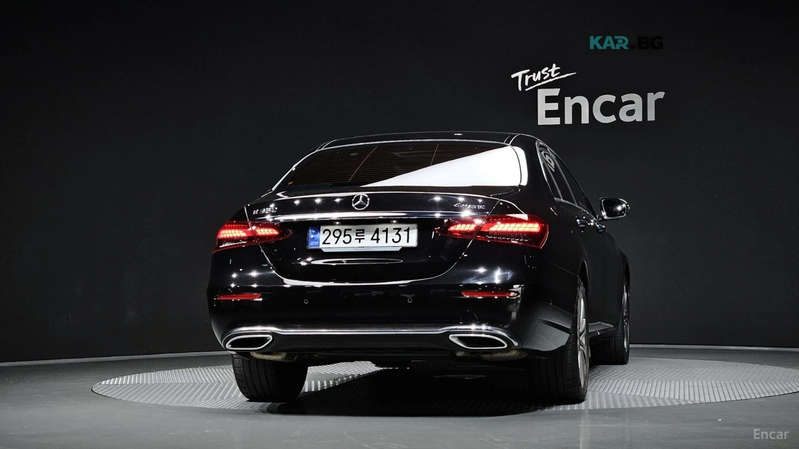 Mercedes-Benz E 350 4MATIC/EXCLUSIVE/DRIVE-ASSISTS/SUNROOF, снимка 4 - Автомобили и джипове - 55728696