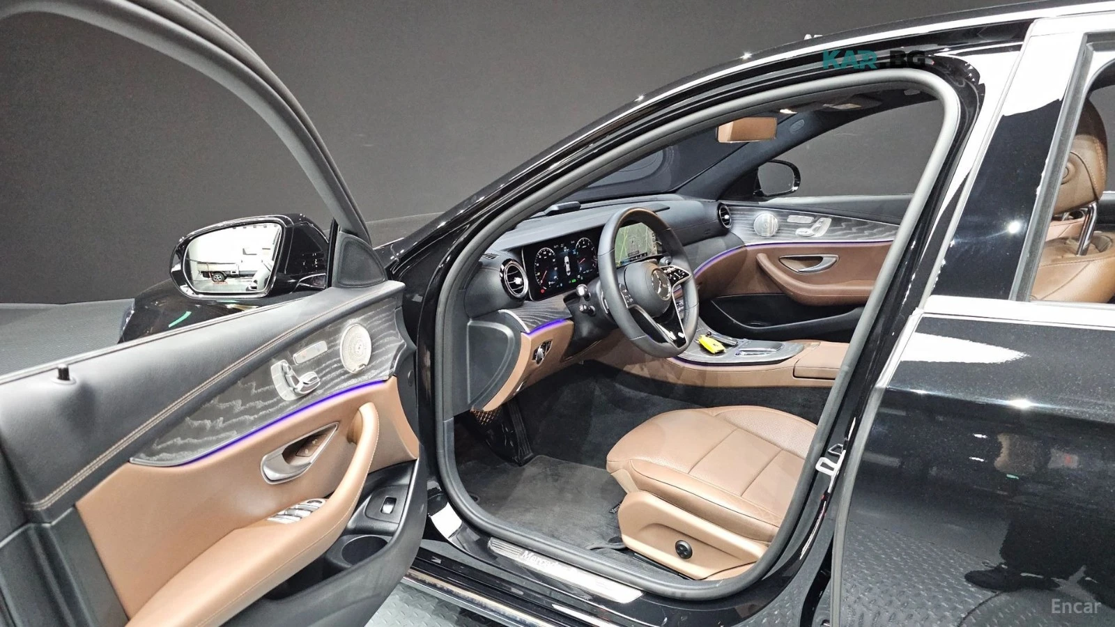 Mercedes-Benz E 350 4MATIC/EXCLUSIVE/DRIVE-ASSISTS/SUNROOF, снимка 5 - Автомобили и джипове - 55728696