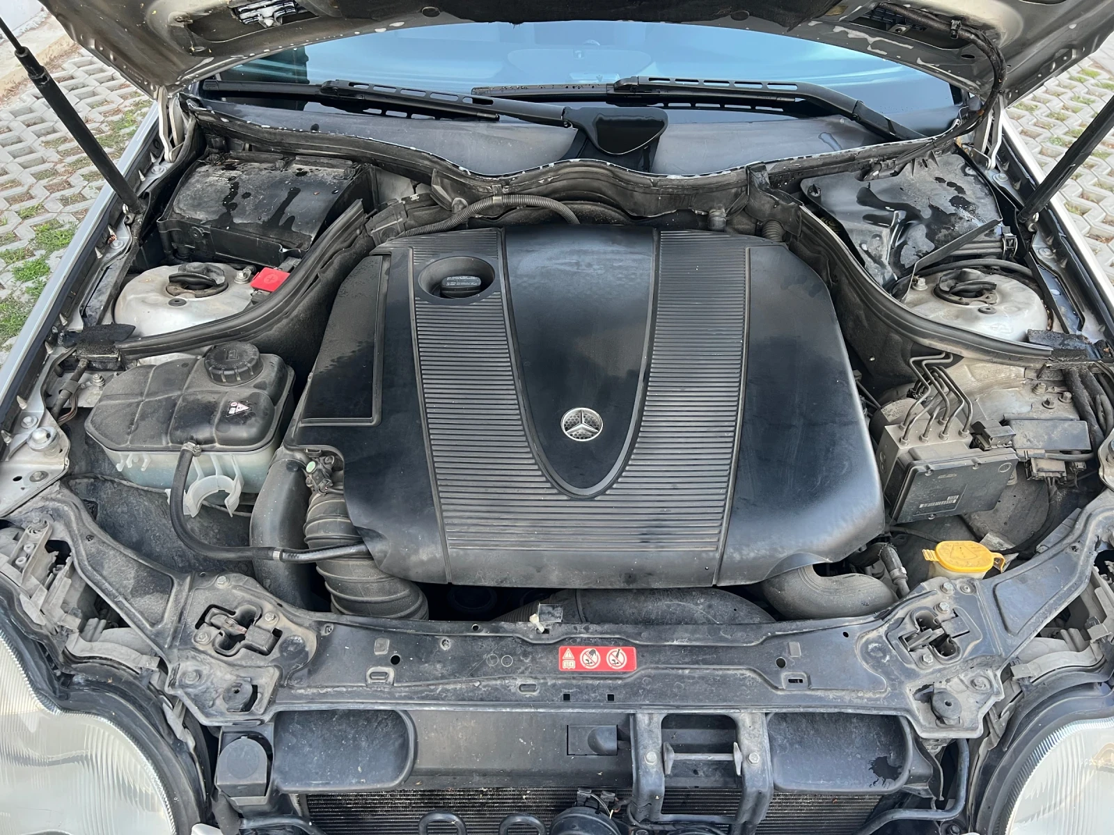 Mercedes-Benz C 220 Avantgarde OM 646, снимка 10 - Автомобили и джипове - 56232086