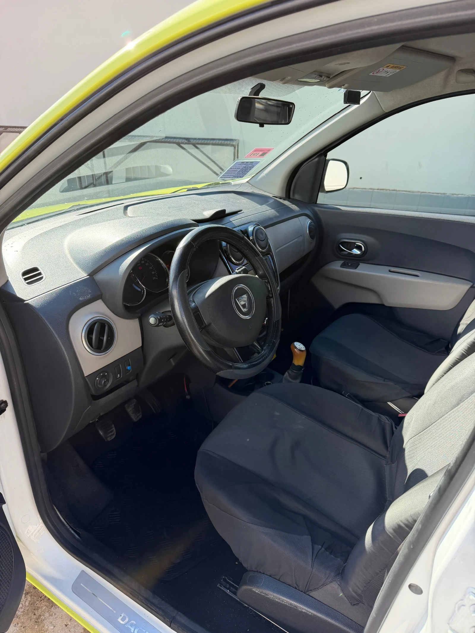 Dacia Lodgy, снимка 7 - Автомобили и джипове - 56384013