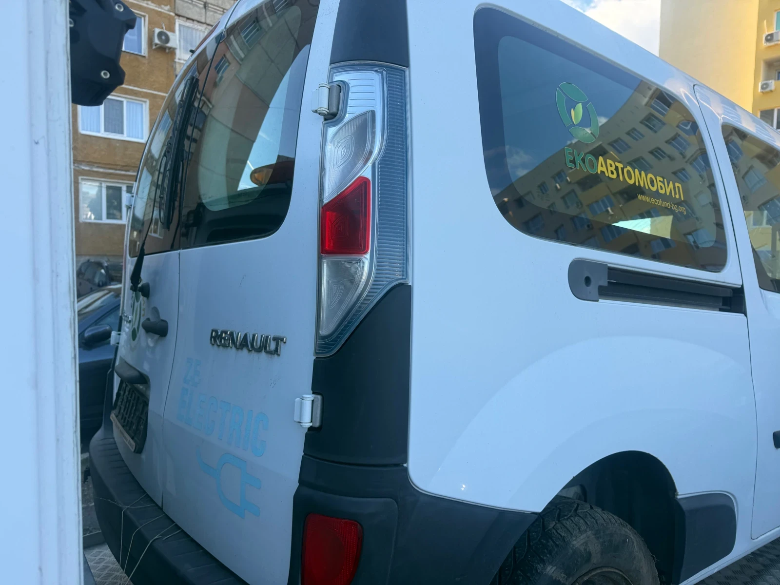 Renault Kangoo Електрик, снимка 5 - Автомобили и джипове - 56634042